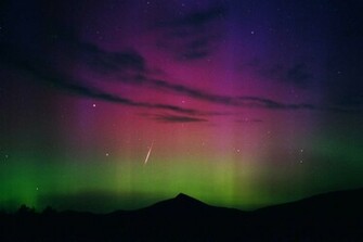 Falling Stars Meteors Wallpaper Wednesday