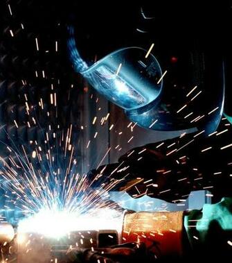 Person Welding Steel HD Wallpaper