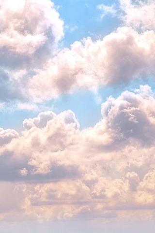 Amazing Cloud Aesthetic Wallpaper For Your iPhone