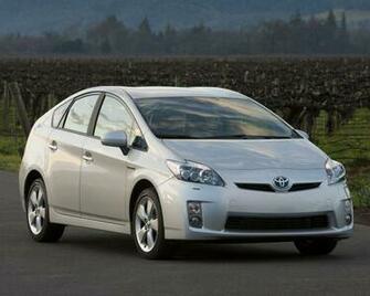 Toyota Prius Hybrid Touring Wallpaper