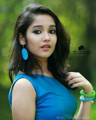 Anikha Full HD Pics Image Most Trending News All Heroine
