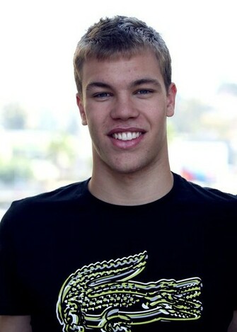 Walk Of Fame In This Photo Taylor Hall Attends The Top