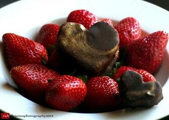 Valentine Day Chocolate HD Wallpaper And Picture
