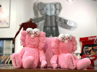 Kaws Bff Pink Wallpaper