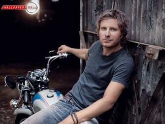 Dierks Bentley Wallpaper