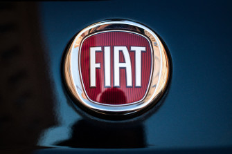 File Fiat Badge On A Car Jpg
