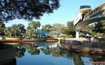 Monorail Desktop Wallpaper
