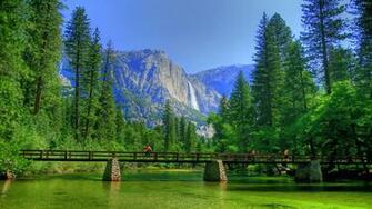 Green River Wallpaper