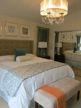 Nate Berkus Headboard Contemporary Bedroom Dunn Edwards Birch