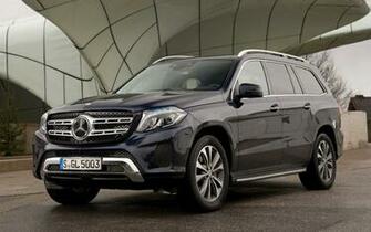 Gi Xe Mercedes Gls400 4matic T I Vi Nam