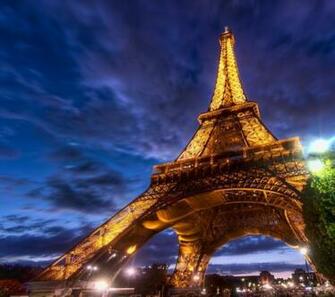 Paris Eiffel Tower Wallpaper Screensaver