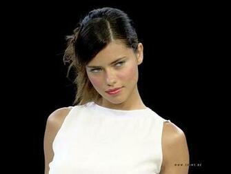 Adriana Lima Wallpaper Caminos Da Luz Guess Jun New