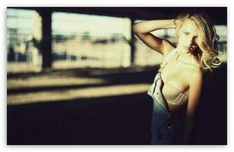 1080p HD Girl Portrait Picture Wallpaper Car Tuning
