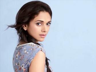 Aditi Rao Hydari Hq Wallpaper