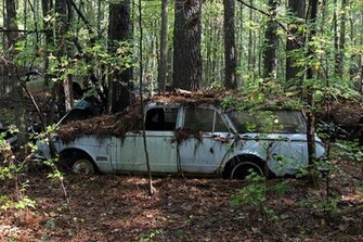 Old Car City U S A Is Full Of Abandoned Muscle Cars And Classics