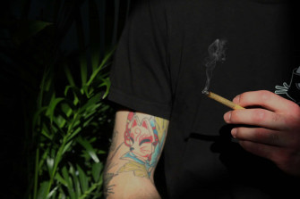 Weed Blunt Wallpaper