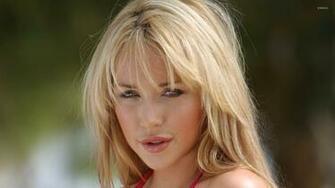 Emily Scott Girls HD Wallpaper