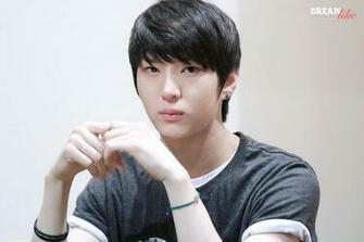 Leo Vixx Picture