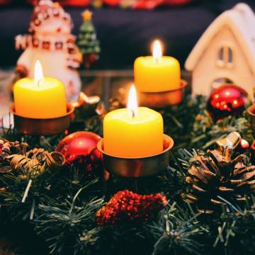 Wallpaper Candle Spruce Christmas Decoration