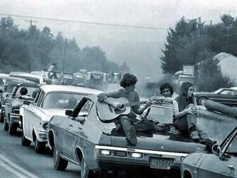 Woodstock Wallpaper