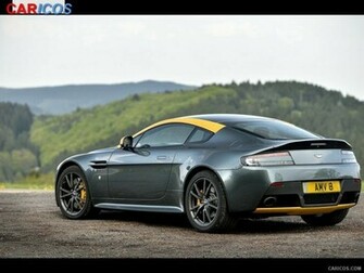 Aston Martin V8 Vantage N430 Alloro Green Rear HD Wallpaper