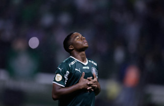 Endrick Felipe Wallpaper