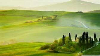 Wallpaper Tuscany Spring Landscape