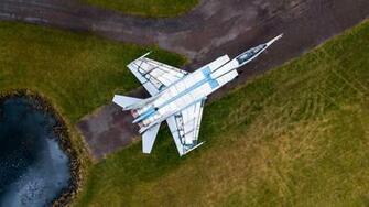 Wallpaper Mig Fighter Top Runway Full HD 2k