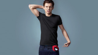 Tom Holland HD Wallpaper
