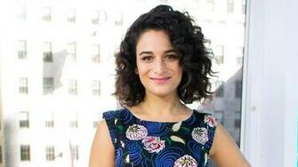 Wear A Bold Floral Print Dress Like Jenny Slate On Today