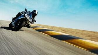 Yamaha R1 HD Wallpaper M
