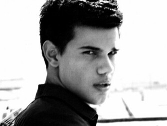 Taylor Lautner Wallpaper