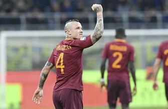Roma And Nainggolan Host Napoli In A Huge Serie Clash