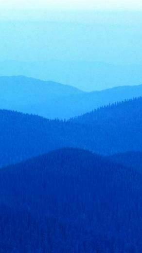 iPhone Wallpaper HD Blue Mountains