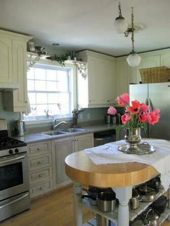 Box Boutique Inc Reimagined Monday Maison Decor S Kitchen Makeover