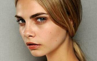 Cara Delevingne Wallpaper Image Photos Pictures Background