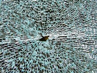 Tags Shattered Glass Pics
