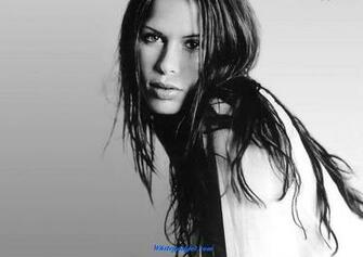 Rhona Mitra Wallpaper