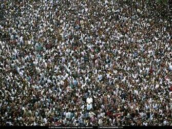 Crowd Photo Of The Day Picture Photography Wallpaper