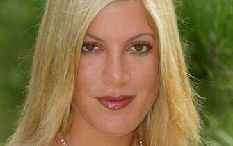 Tori Spelling Wallpaper Celebrities