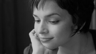 Norah Jones Backdrop Wallpaper