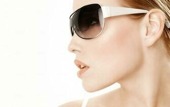 Stylish Girls With Sunglasses Cool Wallpaper I HD Image