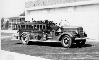Mack Fire Truck Computer Wallpaper Desktop Background