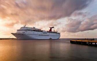 Cruise Ship HD Wallpaper