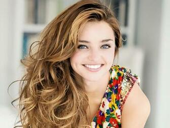 Beautiful Miranda Kerr Wallpaper