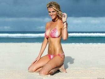 Brooklyn Decker Wallpaper