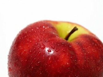 Apple Drop Water Macro Wallpaper With