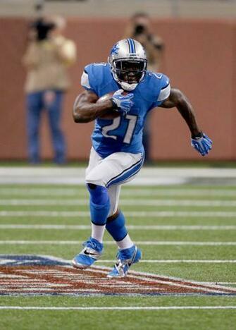 Photo Reggie Bush Of The Detroit Lions Runs During