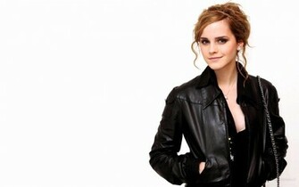 Emma Watson HD Wallpaper