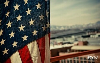 Marlboro Flag Usa Wallpaper In City World With